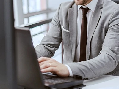 Değişken QR kodlu UV mürekkep püskürtmeli yazıcı nedir?